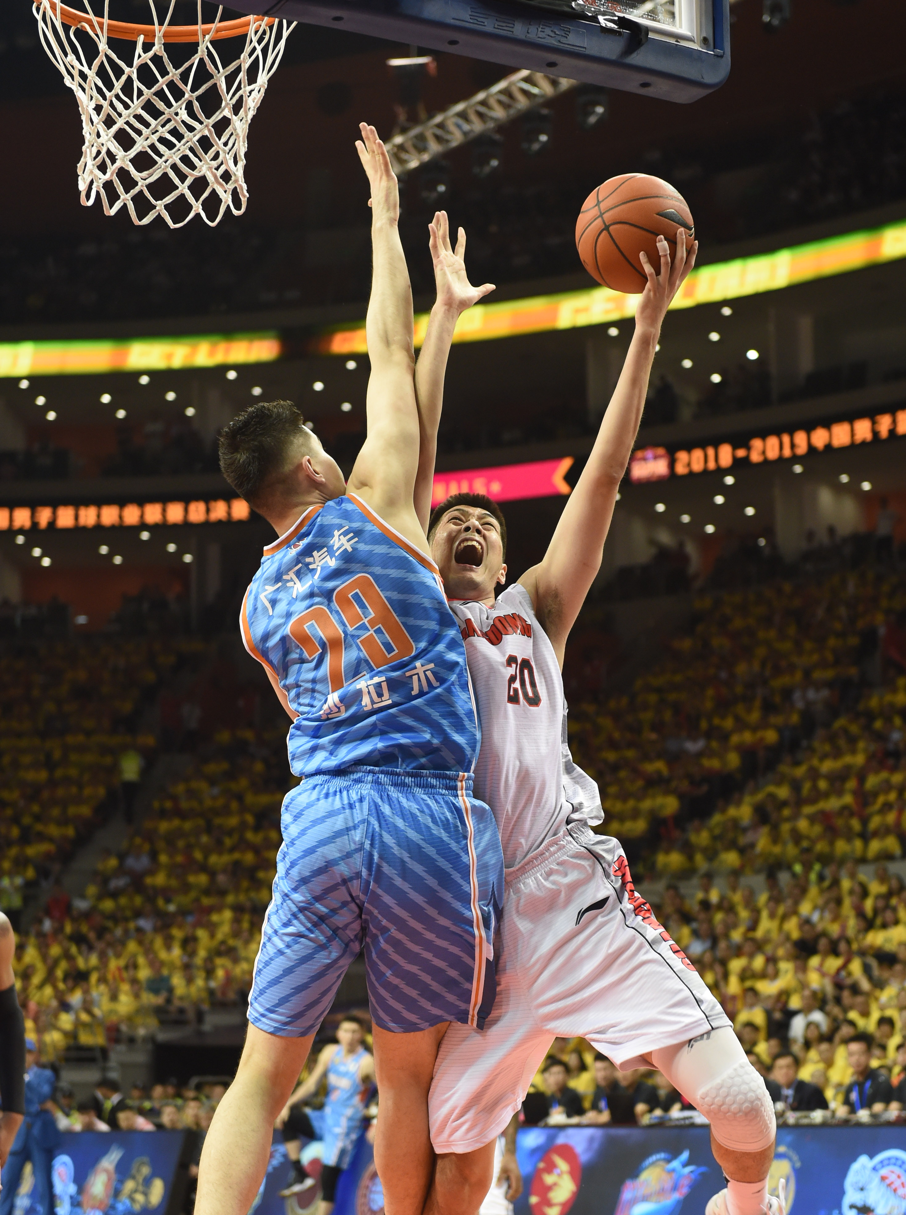 开云中国网站-太狠了！西亚卡姆与40激战G2分钟新疆广汇今晨复出首秀，今晚里尔伤情更新的简单介绍