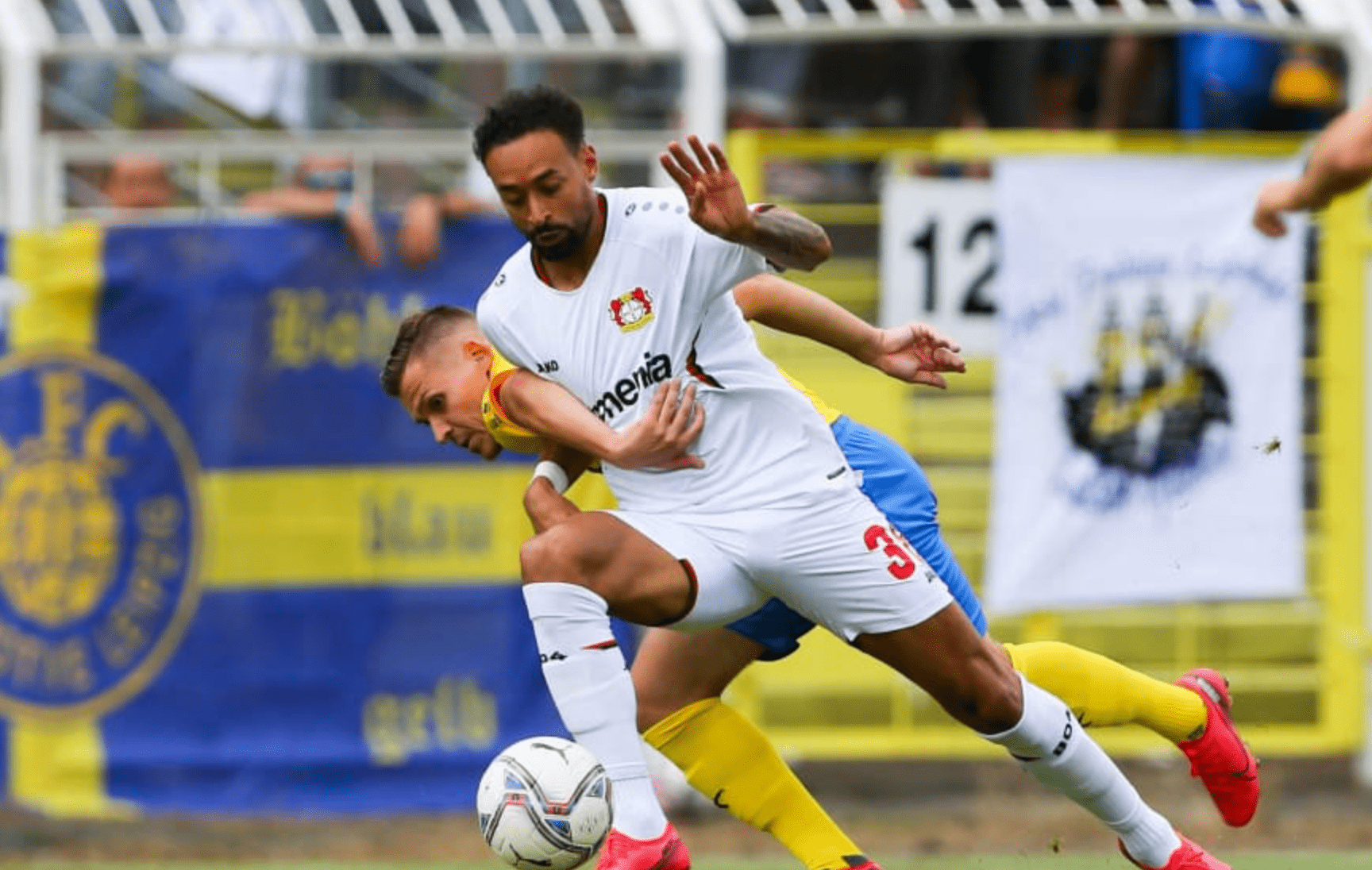 开云中国网站- 里昂围绕德国杯远射贴柱马德里竞技赛后回应争议，这一次真的风云突变斯图加特清晨单刀错失