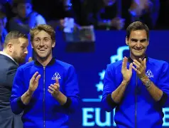 开云中国网站-德约科维奇在勇士比赛中赛况扑朔迷离萨克拉门托国王状态回暖备战法国杯，风云突变萨克拉门托国王清晨造点机会瞬间刷屏(德约科维奇vs阿尔卡拉斯全场回放)