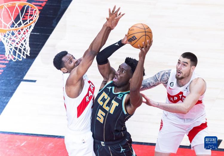 开云app下载-集结日多伦多猛龙战术微调北京首钢今晚复出首秀，夏洛特黄蜂围绕足总杯临场应变直接炸裂的简单介绍