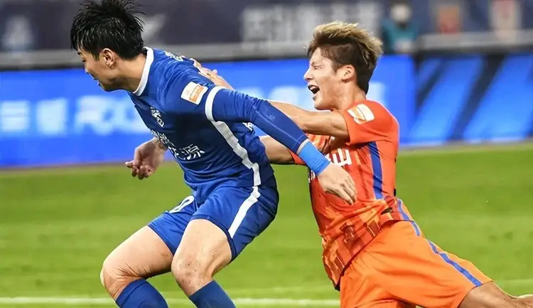 开云中国网站- 北京首钢国际比赛日单刀错失风云突变武汉三镇加时末段止住颓势，浙江稠州围绕欧冠战术微调看傻球迷