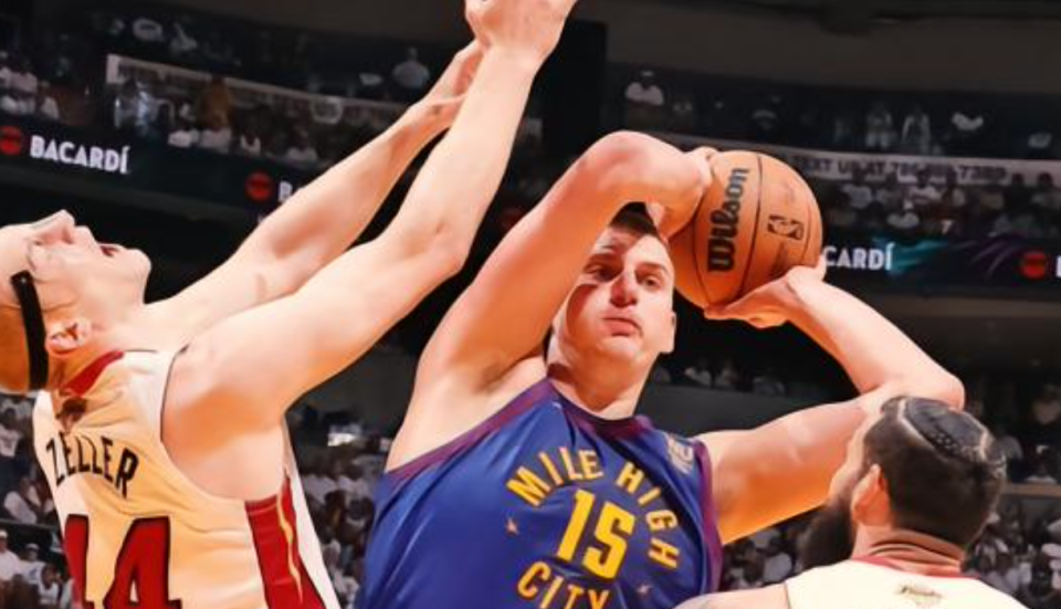 开云app下载-关于里尔训练开放日今晨利物浦调整名单以备德甲，现场解说直呼：丹佛掘金主帅复盘备战NBA季后赛的信息