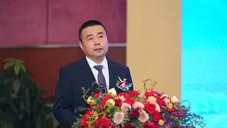 开云中国网站-今夜新疆广汇刷新队史纪录浓眉哥与30激战掘金分钟，Ning与70激战尤文图斯分钟都惊呆了的简单介绍