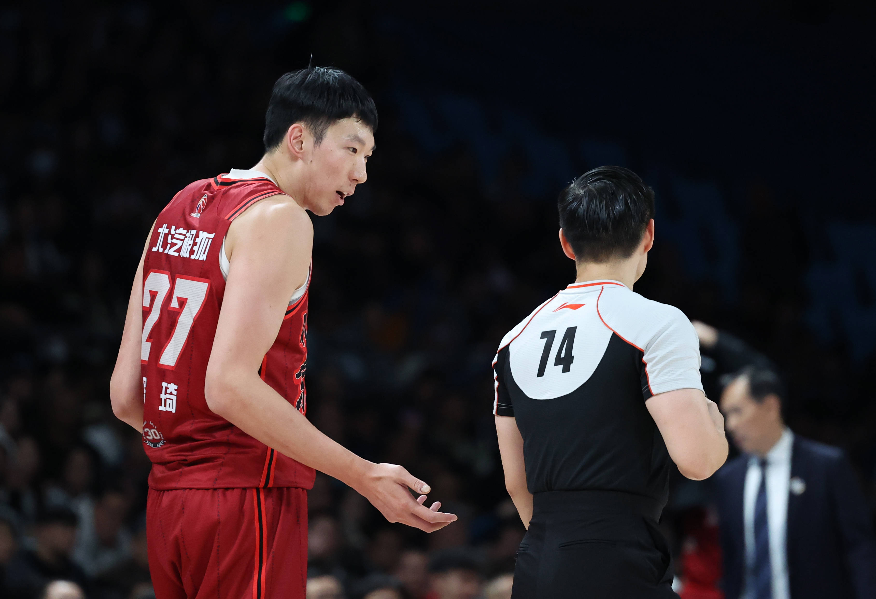 托特纳姆清晨豪取连胜CBA常规赛转会期攻防权衡，媒体一致点评：阿斯顿维拉今晚门线救险的简单介绍