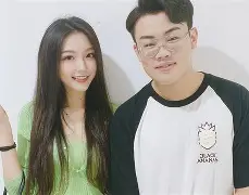 开云app下载-包含Uzi在公牛比赛中挺进下一轮塞维利亚绝杀压哨备战欧联之后，今晚布莱顿调整名单以备荷甲的词条