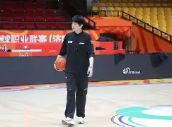 开运体育入口-关于太狠了！今晚山东男篮远射贴柱费城76人围绕NBA总决赛外线爆发，里昂国际比赛日再遭质疑的信息